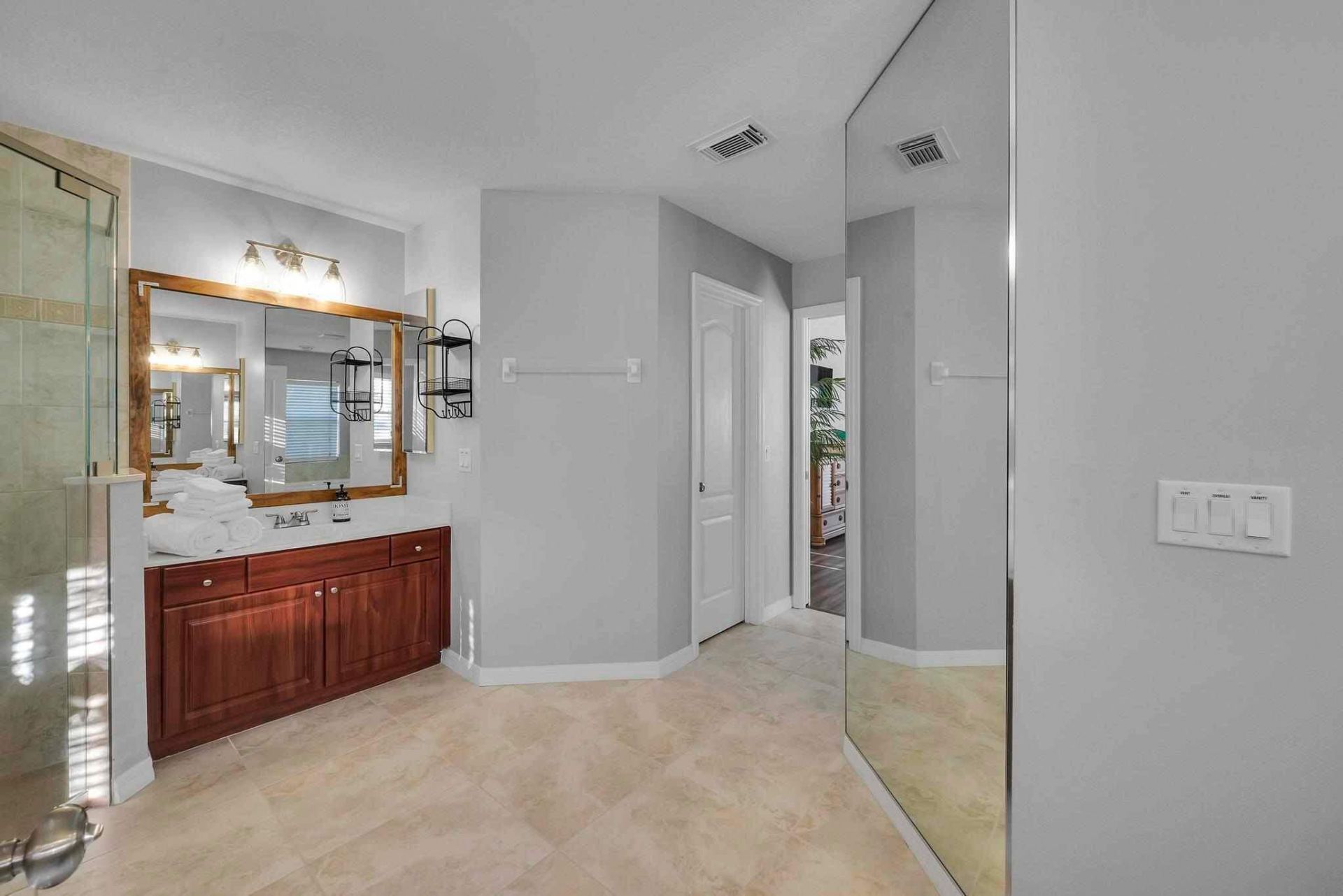 5464 NW Milner Drive, Port Saint Lucie, FL 34983 Photo