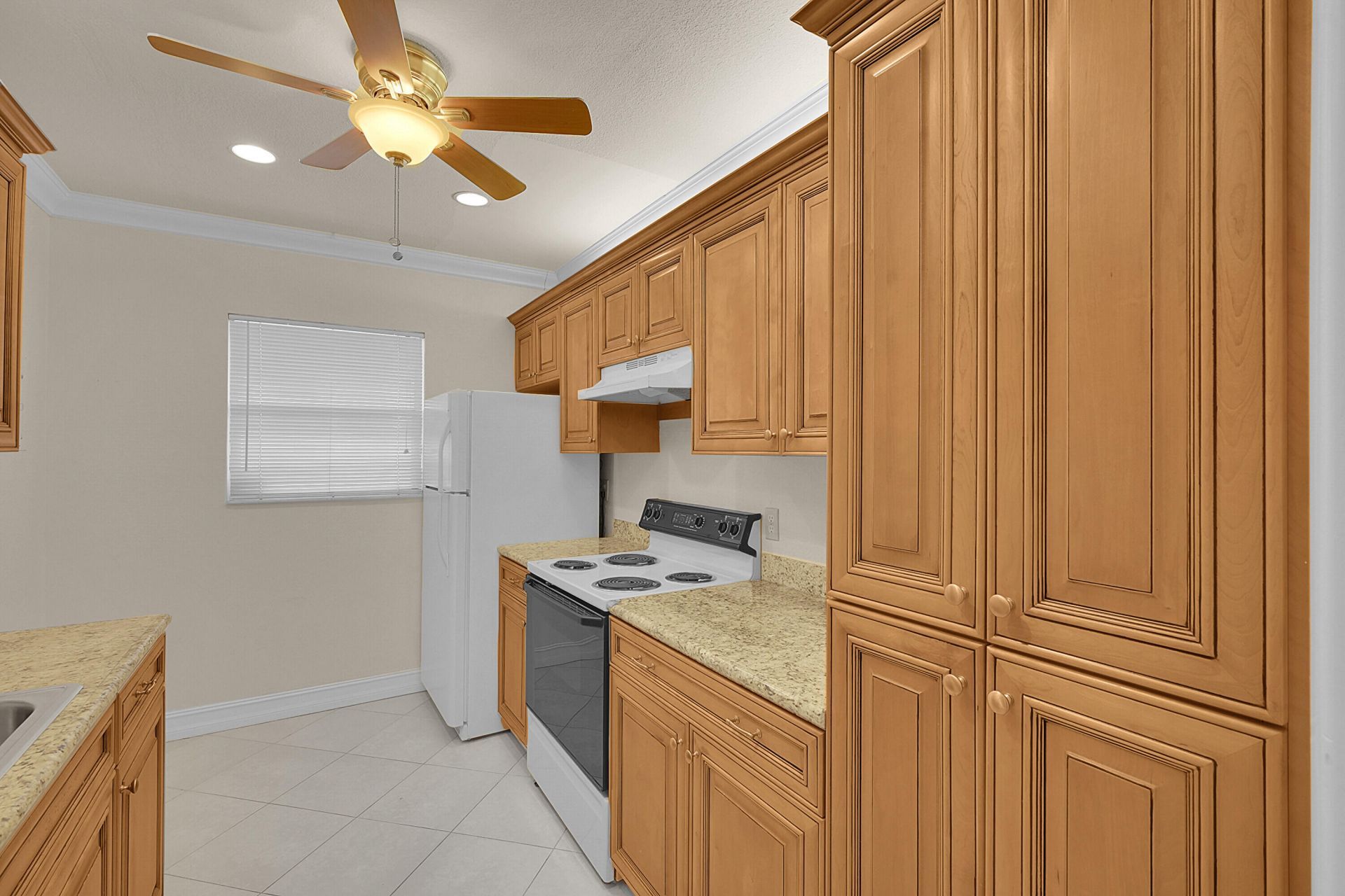 2340 SW 22nd Avenue, Unit 306, Delray Beach, FL 33445 Photo