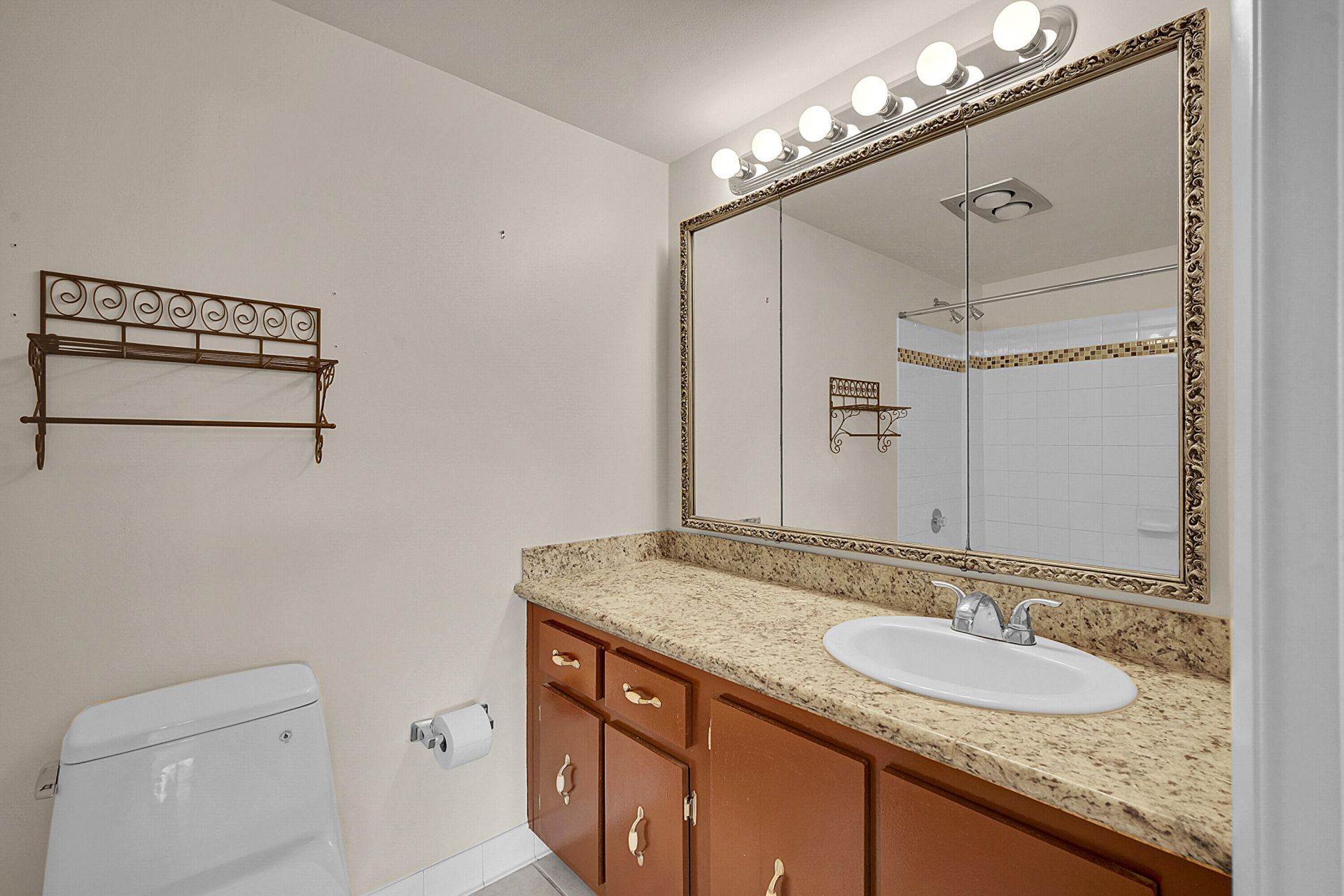 2340 SW 22nd Avenue, Unit 306, Delray Beach, FL 33445 Photo