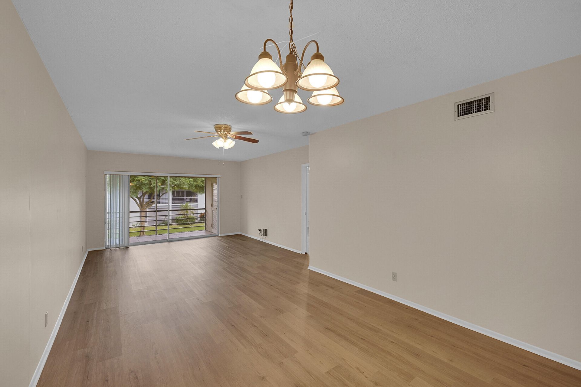 2340 SW 22nd Avenue, Unit 306, Delray Beach, FL 33445 Photo