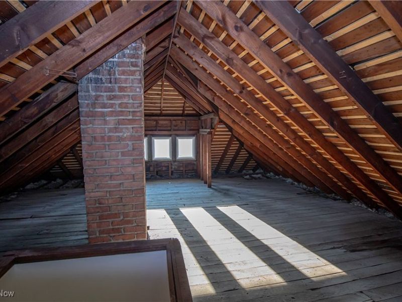 2119 Rossmoor Road, Cleveland, OH 44118 Photo 11