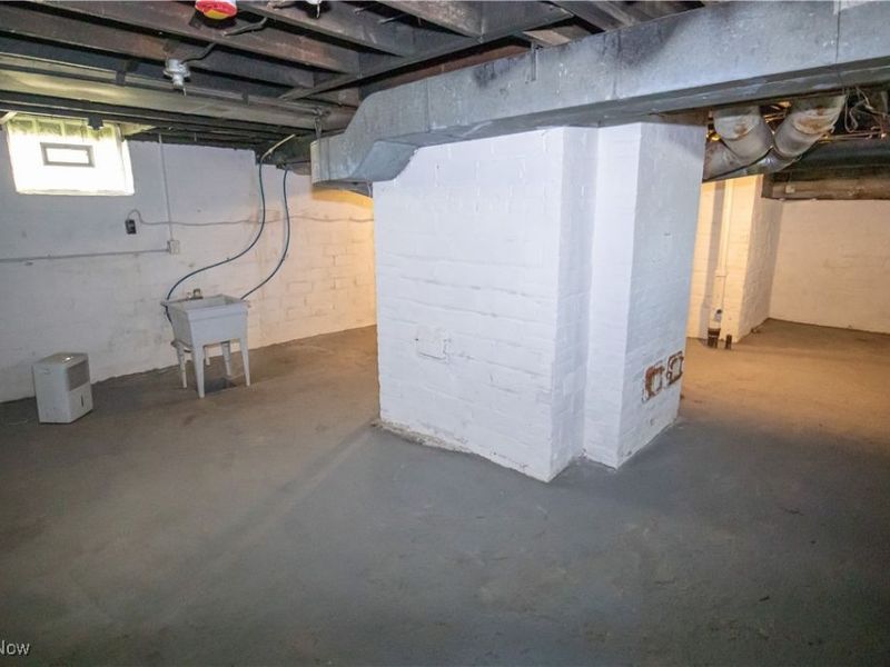 2119 Rossmoor Road, Cleveland, OH 44118 Photo 15