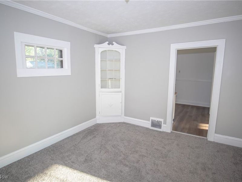 2119 Rossmoor Road, Cleveland, OH 44118 Photo 18