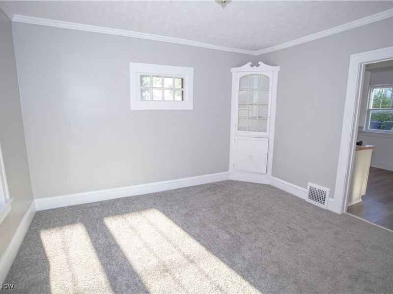 2119 Rossmoor Road, Cleveland, OH 44118 Photo 19