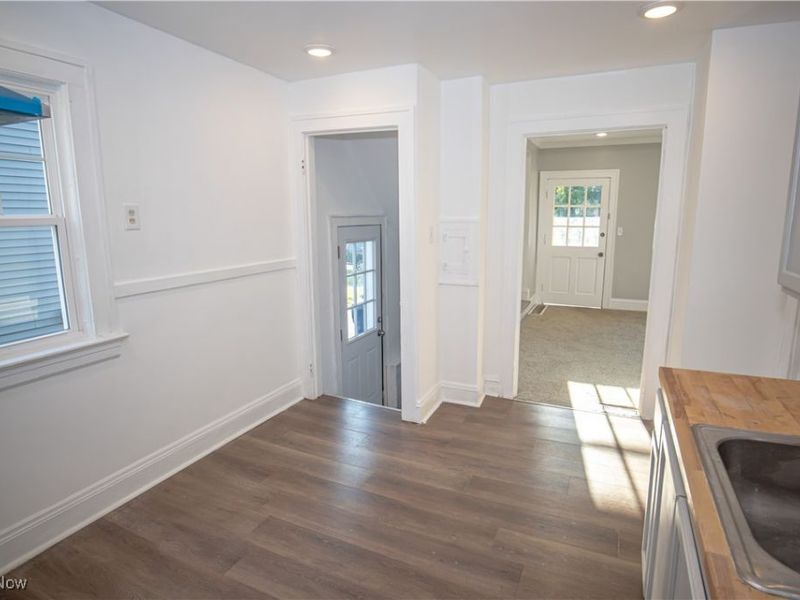 2119 Rossmoor Road, Cleveland, OH 44118 Photo 25