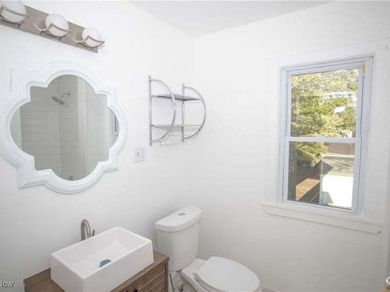 2119 Rossmoor Road, Cleveland, OH 44118 Photo 33