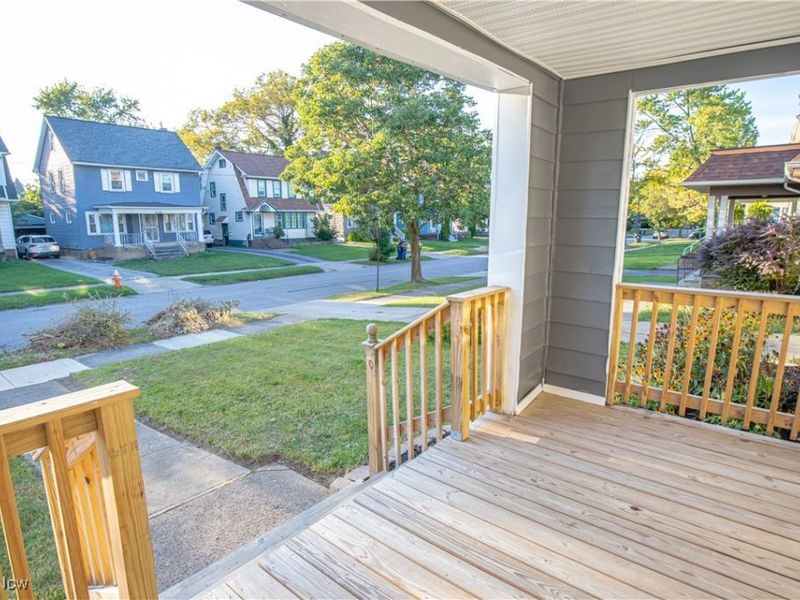 2119 Rossmoor Road, Cleveland, OH 44118 Photo 5