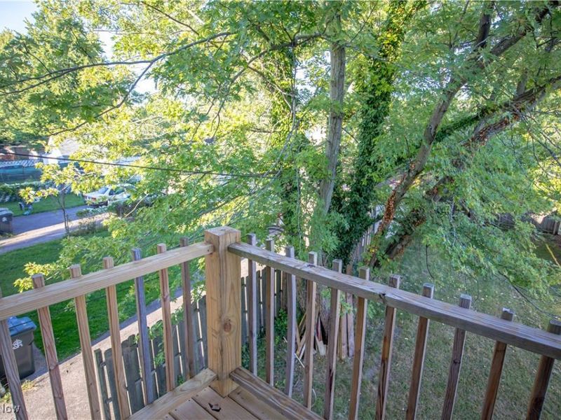 2119 Rossmoor Road, Cleveland, OH 44118 Photo 7