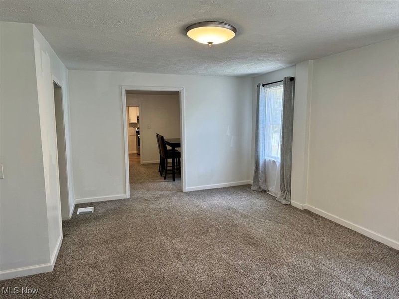 207 Erie Street, Elyria, OH 44035 Photo 4