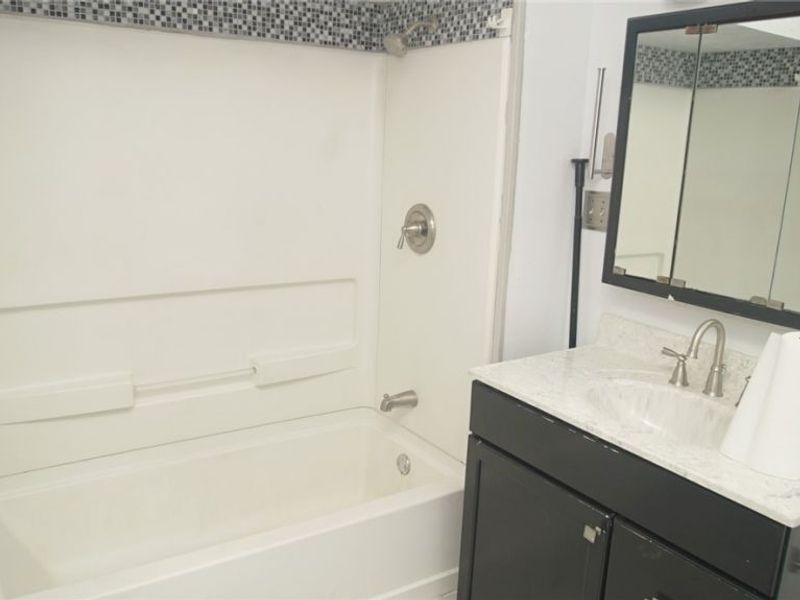 11119 Forest Avenue, Cleveland, OH 44104 Photo 17