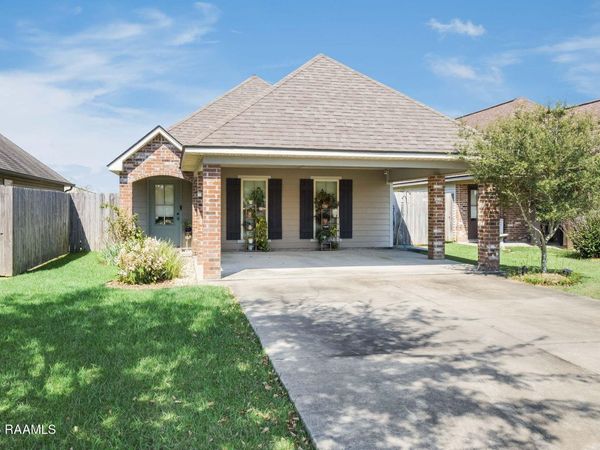 121 Acacia Lane, Abbeville, LA 70510