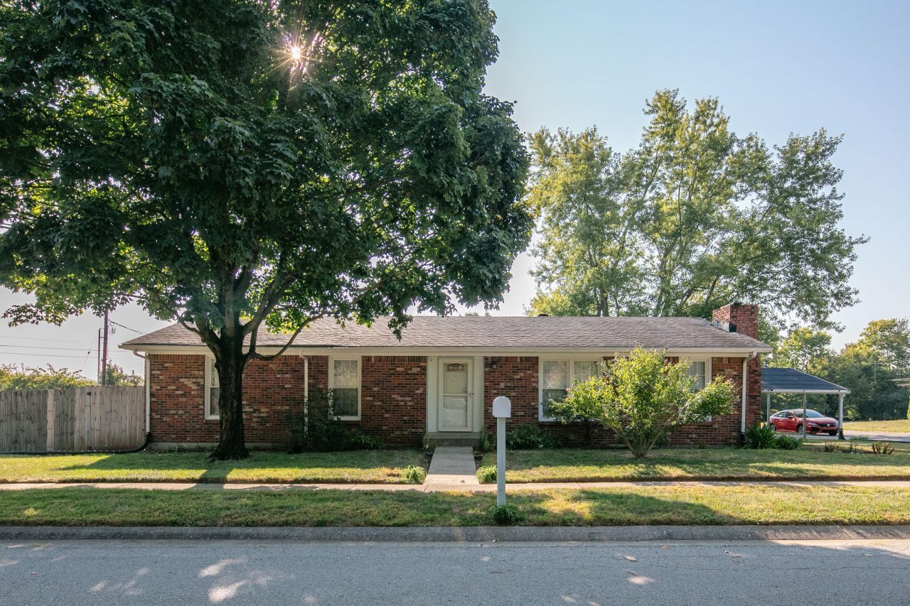 140 Dan Drive, Versailles, KY 40383 Main Photo