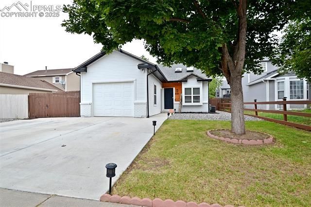 4640 Spacewalk Way, Colorado Springs, CO 80916 Main Photo