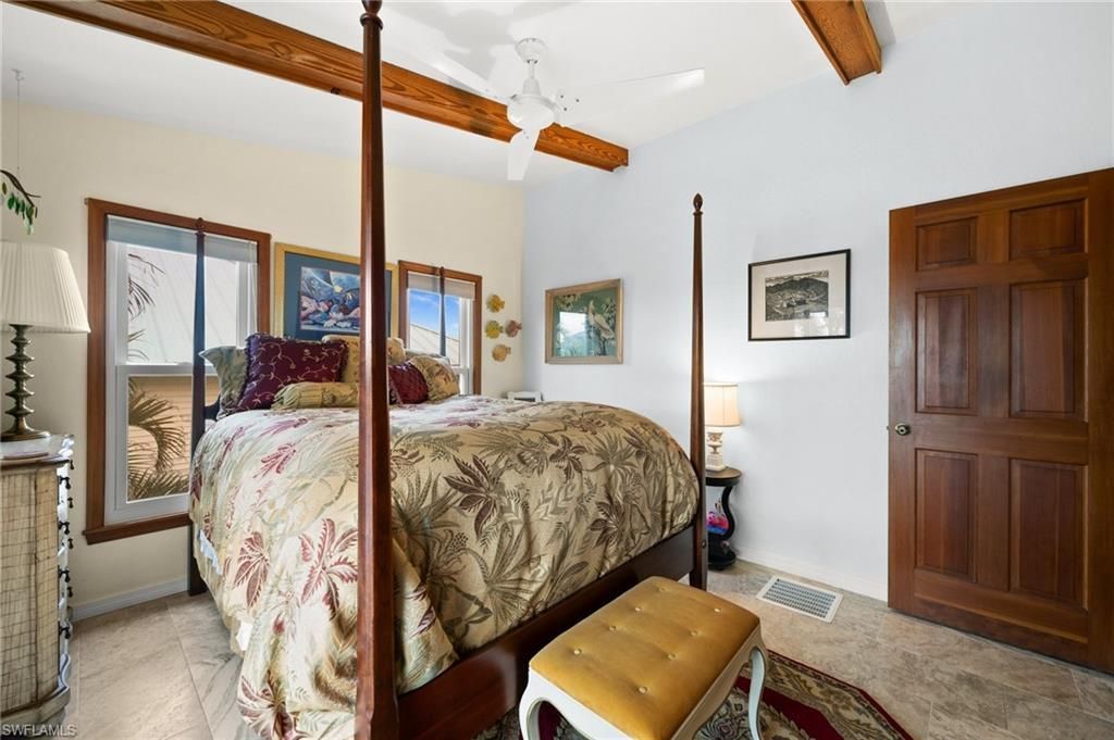 2324 Cherimoya Ln, Saint James City, FL 33956 Photo