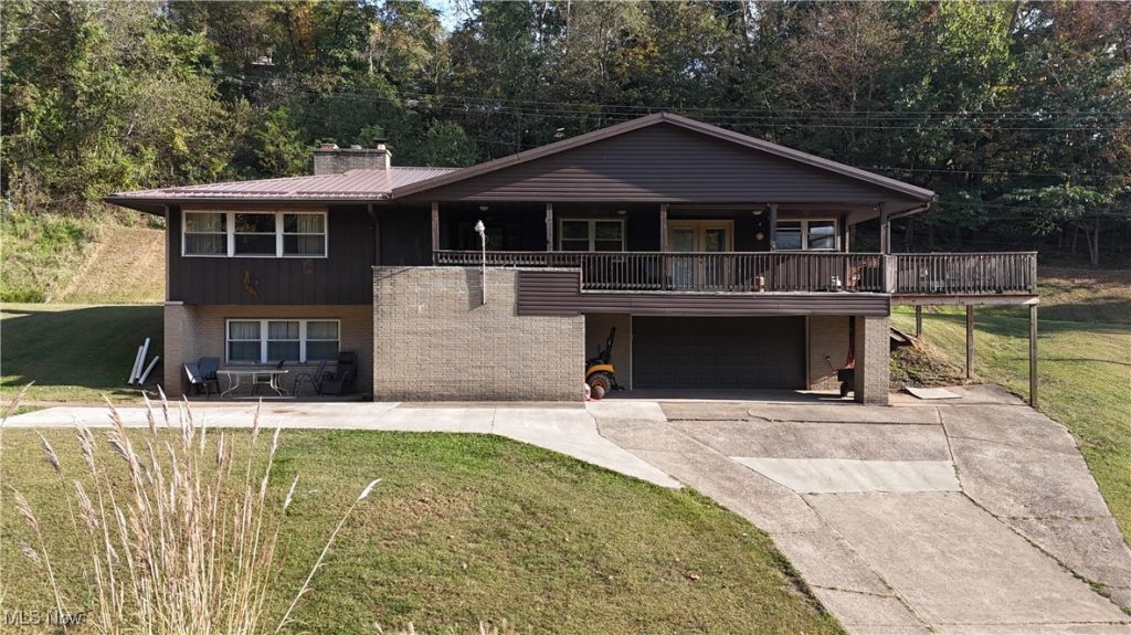 2853 Lake Washington Road, Washington, WV 26181 Main Photo