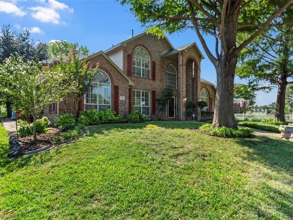 5702 Antioch Drive, Rowlett, TX 75089