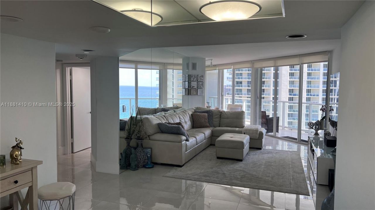16485 Collins Ave, Unit 2334, Sunny Isles Beach, FL 33160 Photo