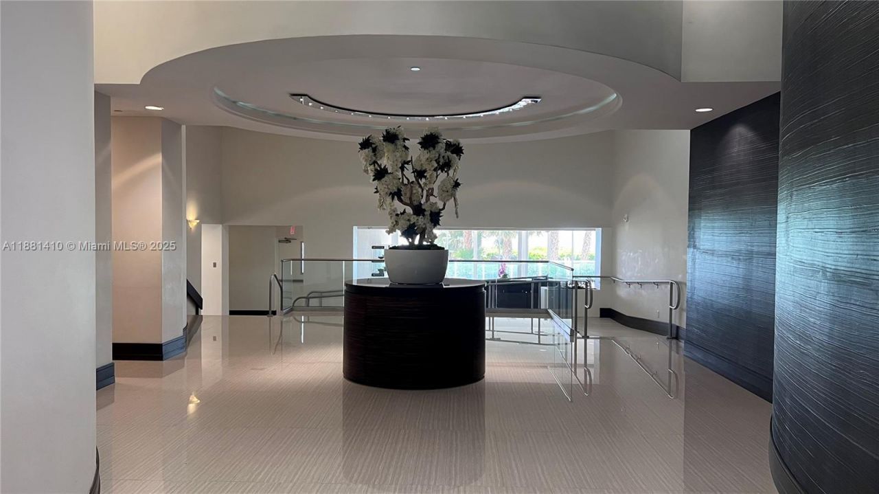 16485 Collins Ave, Unit 2334, Sunny Isles Beach, FL 33160 Photo