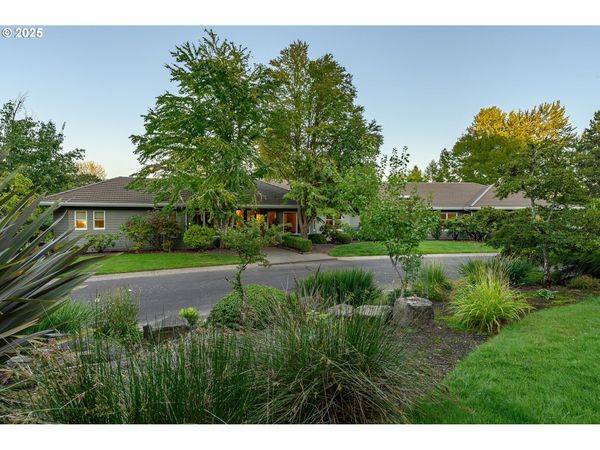 11790 SW FOX RIDGE RD, McMinnville, OR 97128