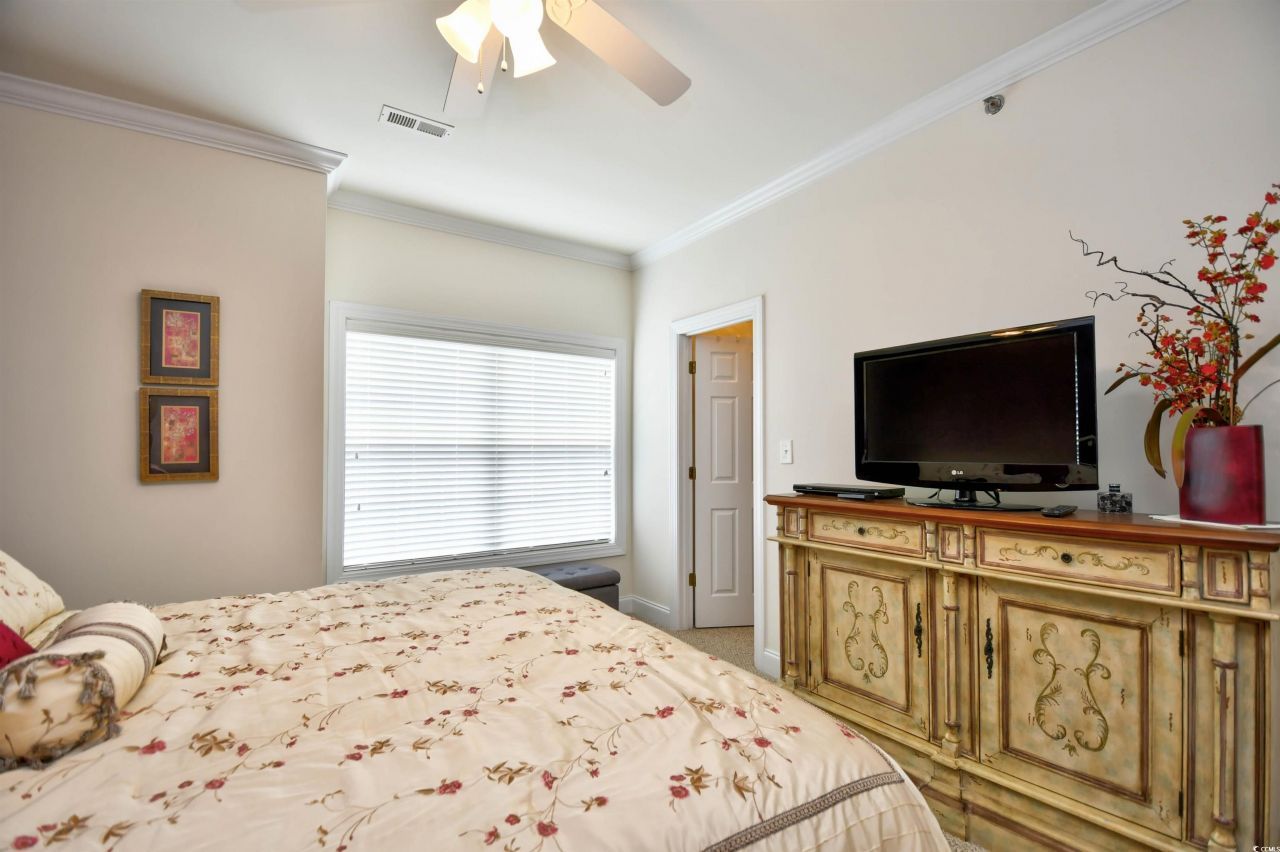 2013 Silvercrest Dr. Photo 17