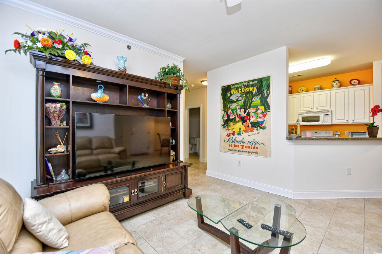 2013 Silvercrest Dr. Photo 8