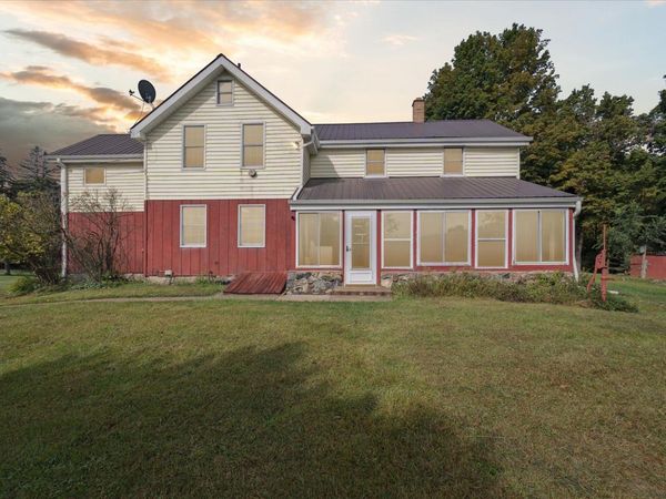 521 Adrian Street, Manchester, MI 48158