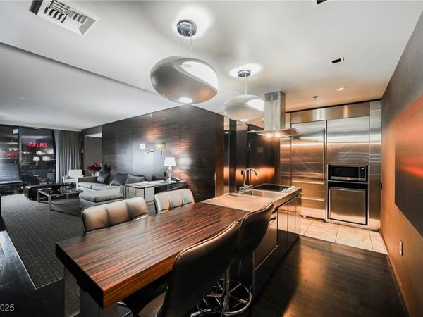 4381 FLAMINGO Road, Unit 2201, Las Vegas, NV 89103