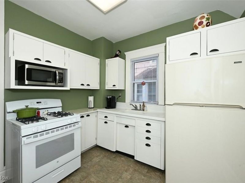 71 Dodge Avenue, Akron, OH 44302 Photo 12