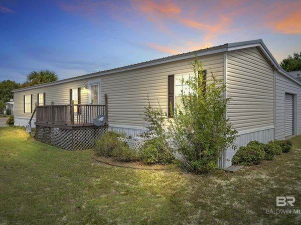 16707 Ft Morgan Road, Unit 8, Gulf Shores, AL 36542