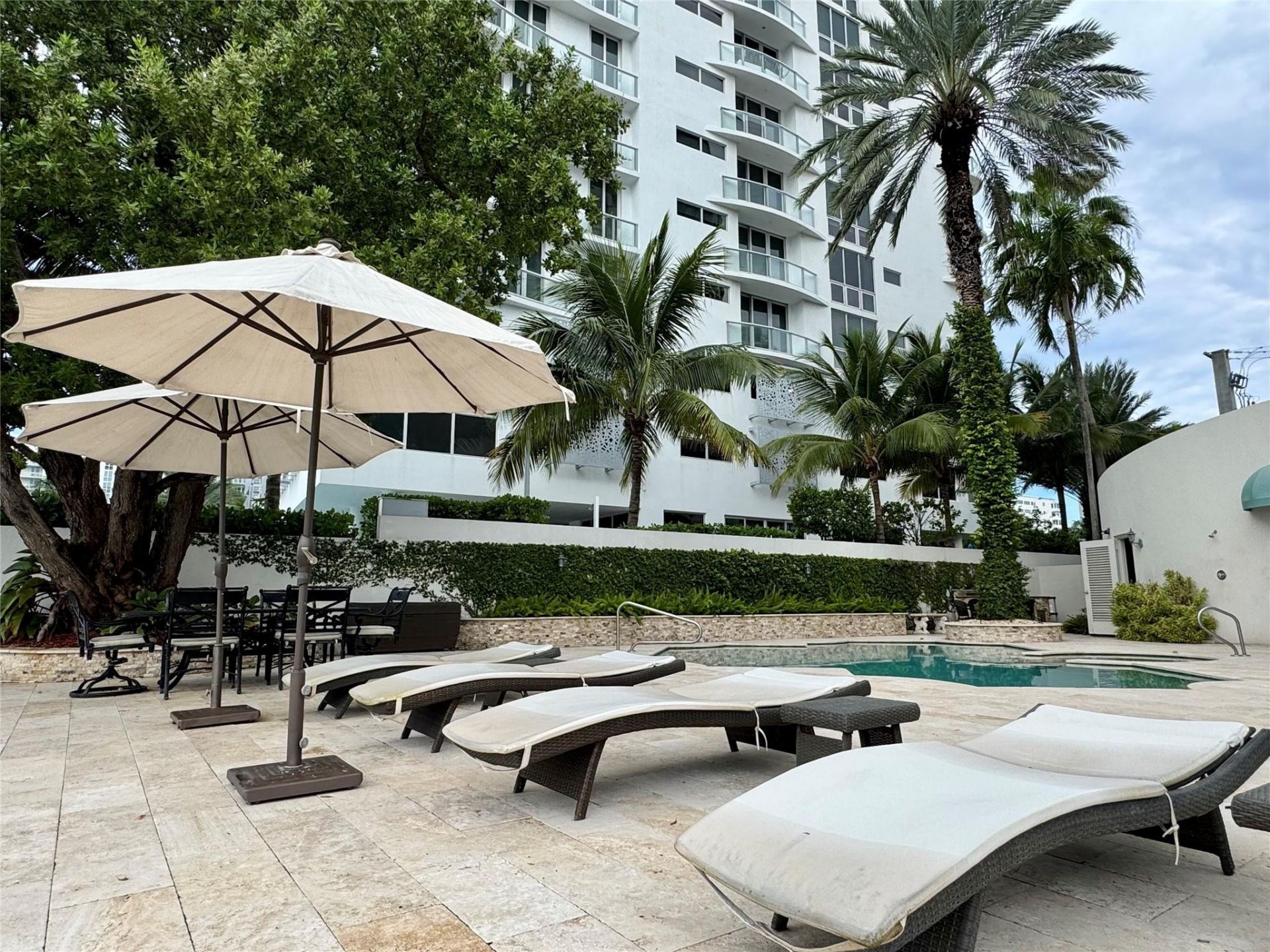 301 N Birch Road, Unit 6N, Fort Lauderdale, FL 33304 Photo