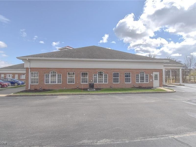 3848 Medina Road, Unit 106, Medina, OH 44256 Photo 4