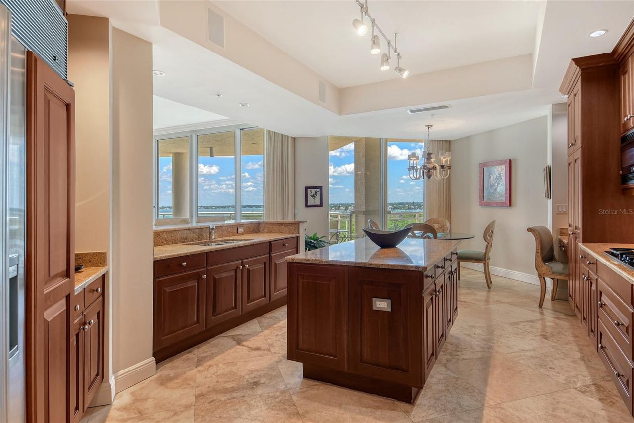 1300 Benjamin Franklin Drive, Unit 709, Sarasota, FL 34236 Photo