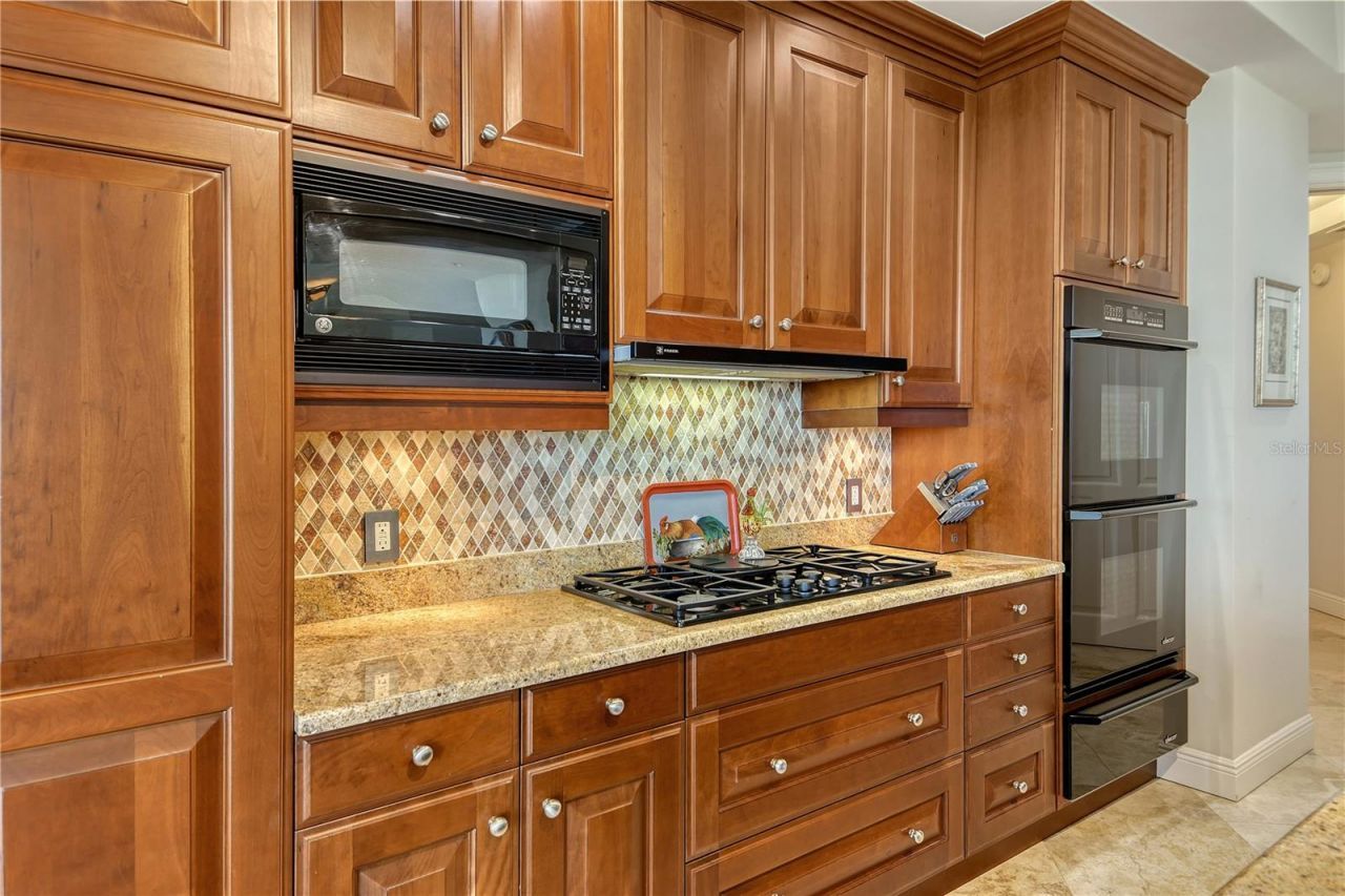 1300 Benjamin Franklin Drive, Unit 709, Sarasota, FL 34236 Photo