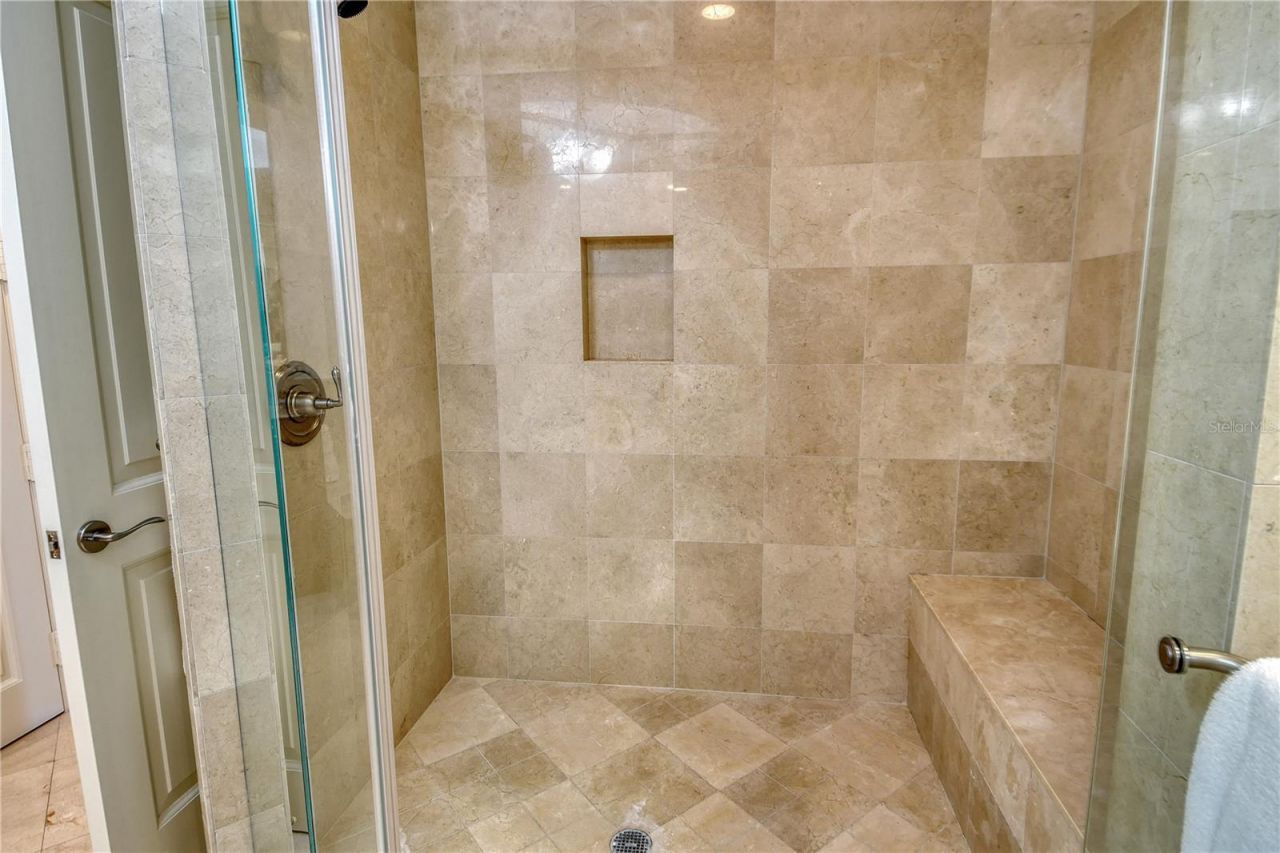 1300 Benjamin Franklin Drive, Unit 709, Sarasota, FL 34236 Photo