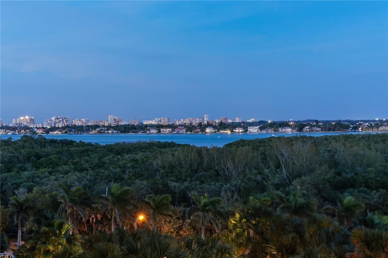 1300 Benjamin Franklin Drive, Unit 709, Sarasota, FL 34236 Photo