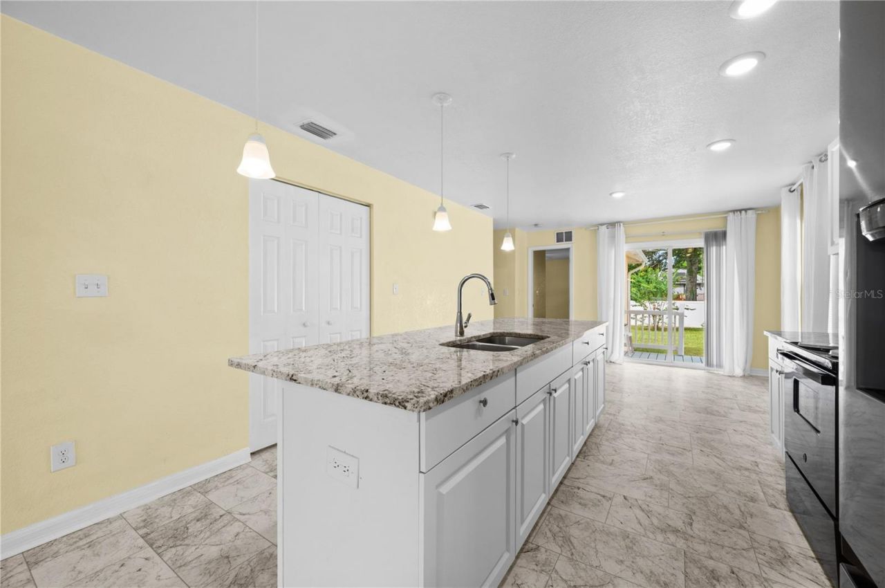 1703 12th Street S, Saint Petersburg, FL 33705 Photo