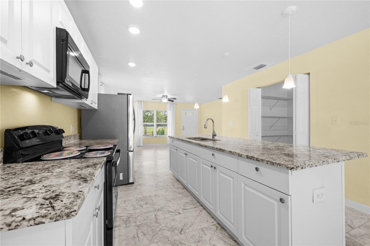 1703 12th Street S, Saint Petersburg, FL 33705 Photo