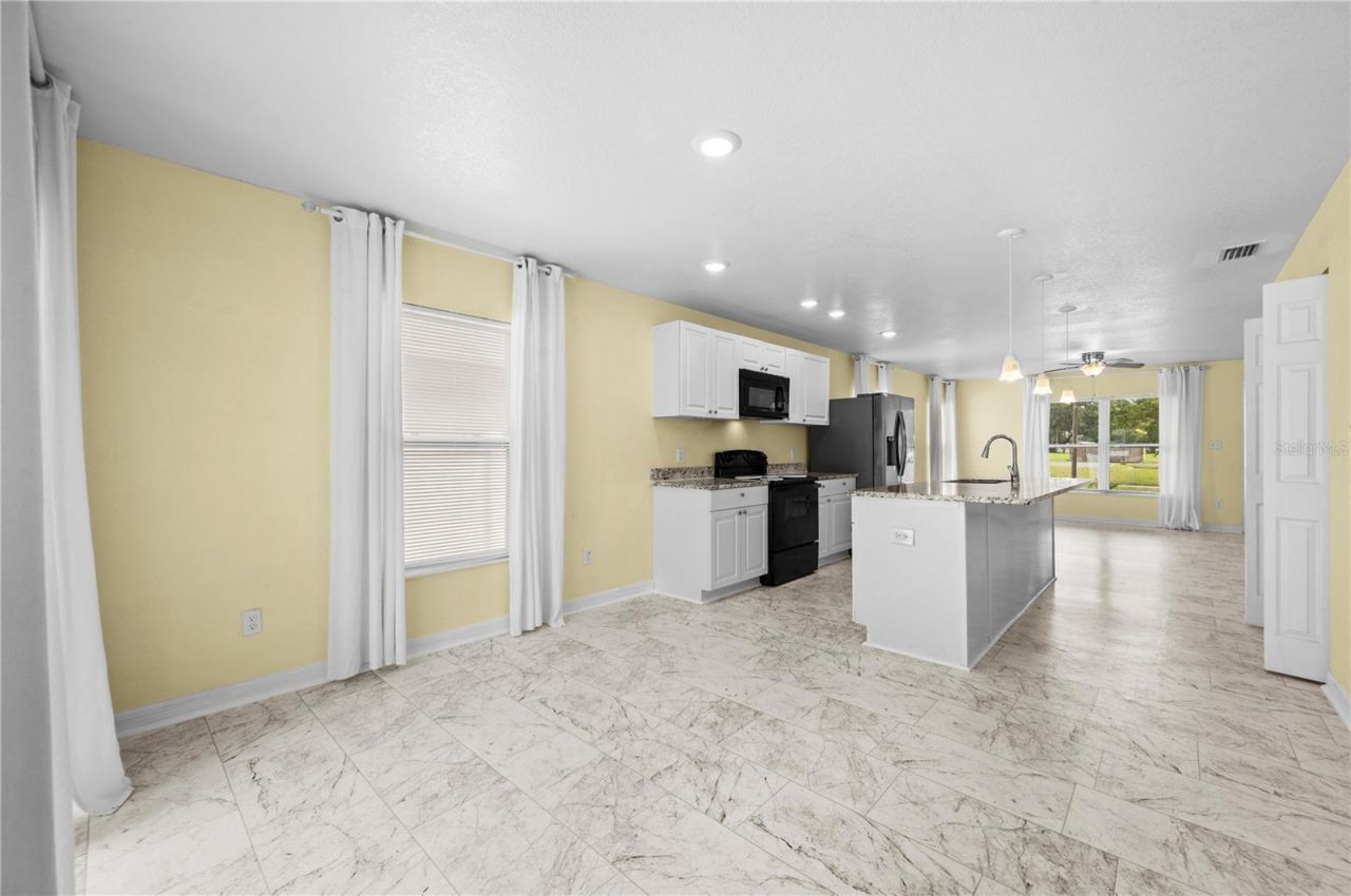 1703 12th Street S, Saint Petersburg, FL 33705 Photo