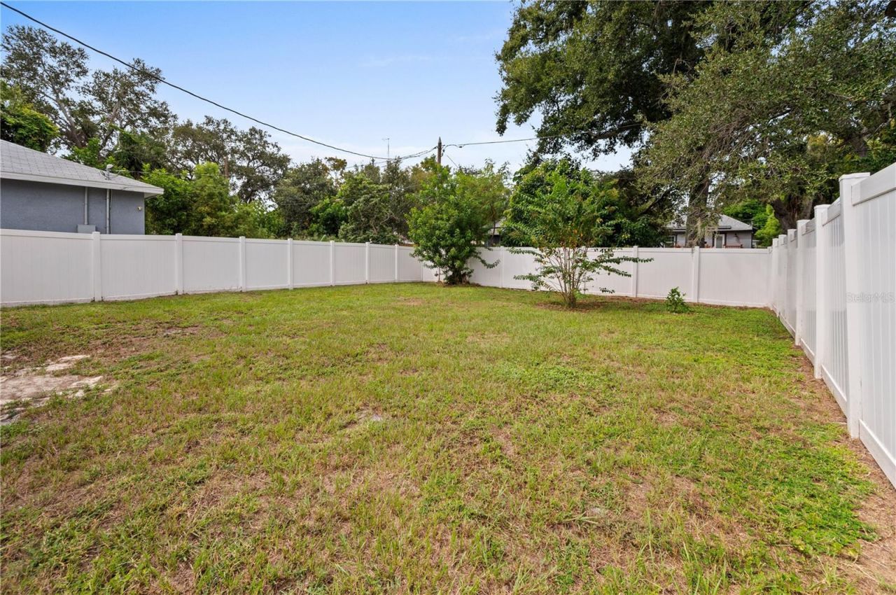 1703 12th Street S, Saint Petersburg, FL 33705 Photo