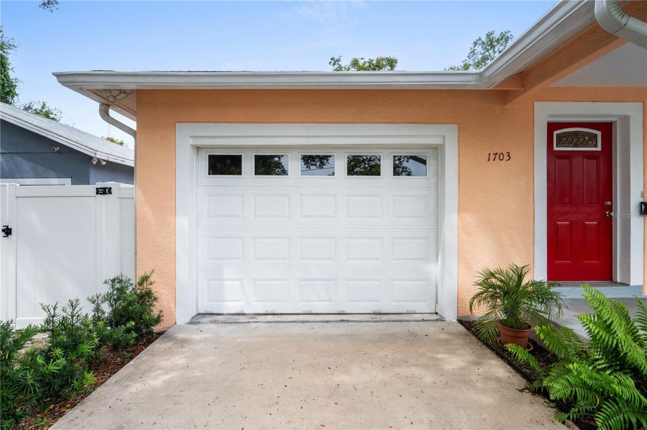 1703 12th Street S, Saint Petersburg, FL 33705 Photo