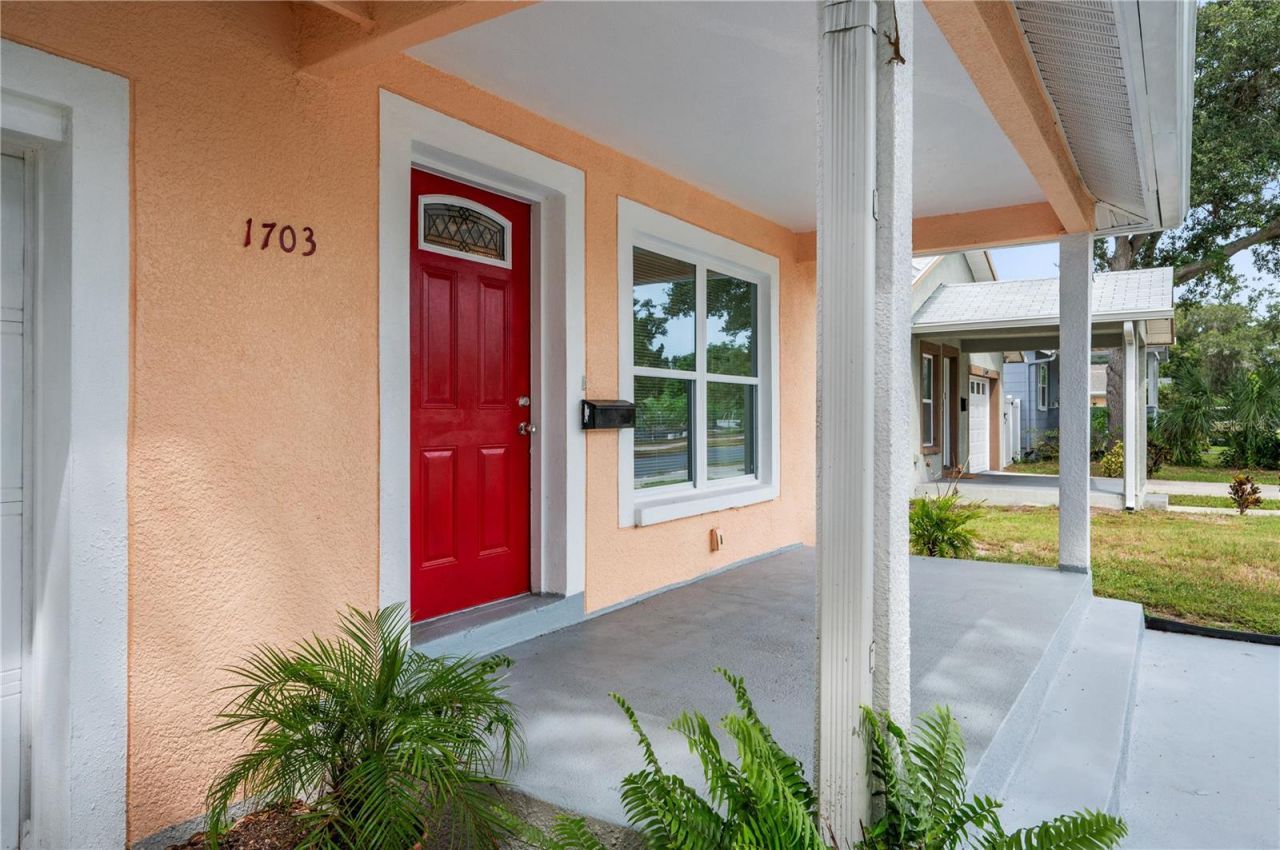 1703 12th Street S, Saint Petersburg, FL 33705 Photo