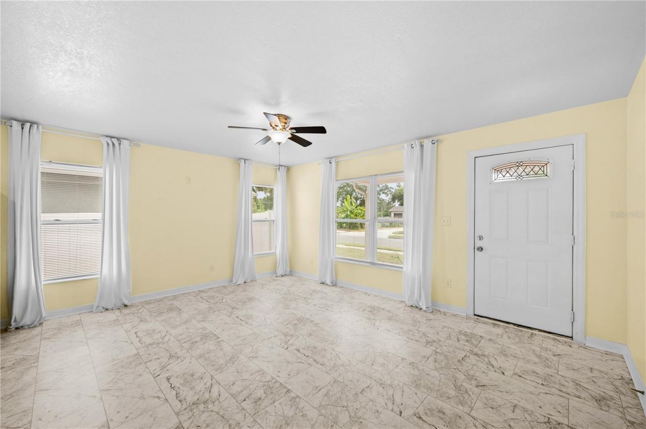 1703 12th Street S, Saint Petersburg, FL 33705 Photo