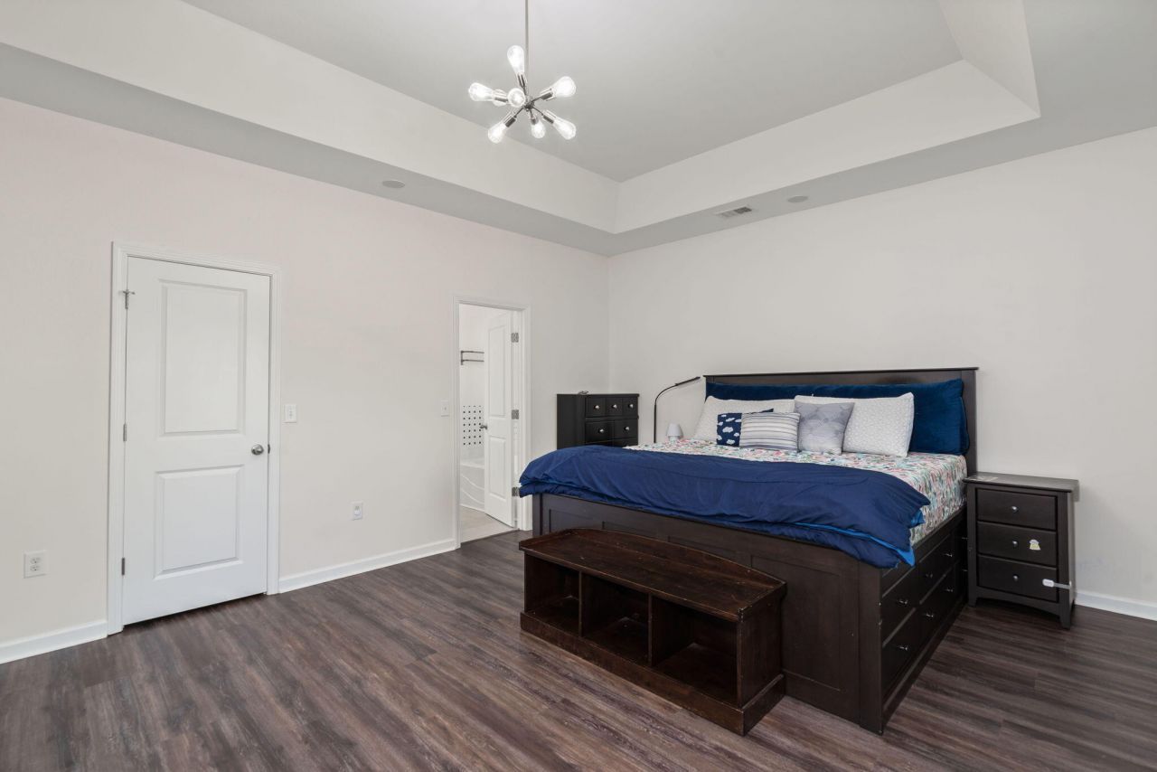 8127 Saveur Lane Photo 12