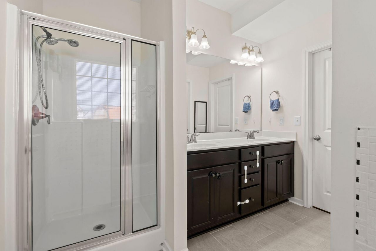 8127 Saveur Lane Photo 15