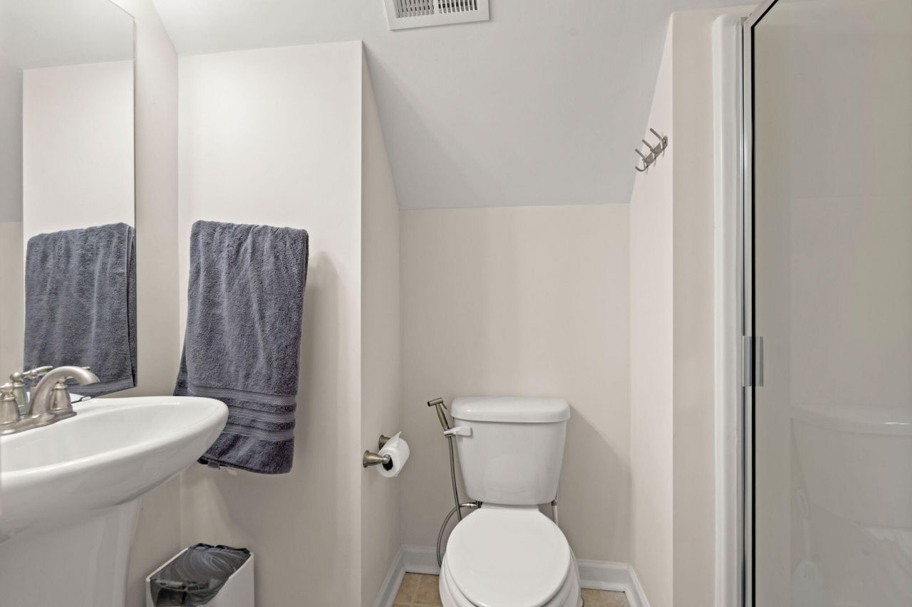 8127 Saveur Lane Photo 19