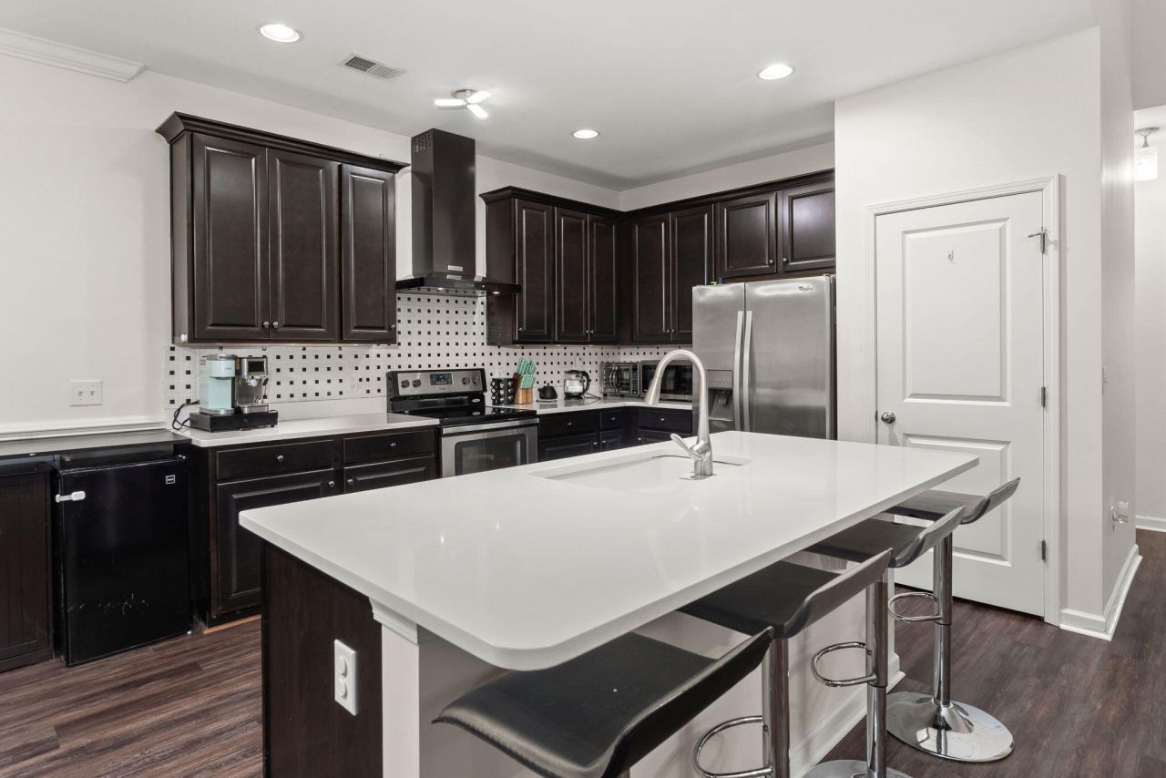 8127 Saveur Lane Photo 8