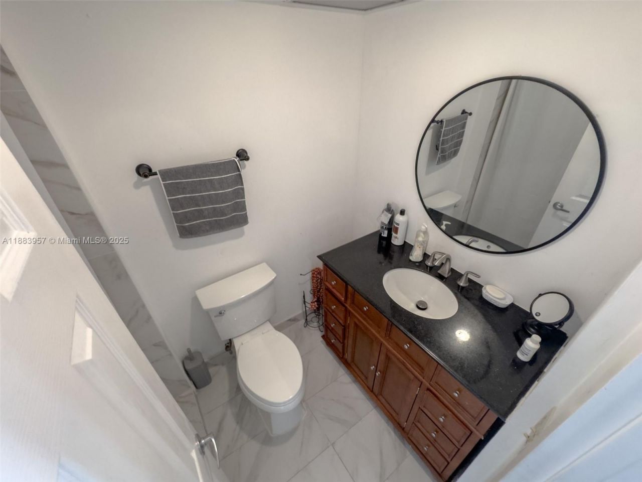 251 174th St, Unit 808, Sunny Isles Beach, FL 33160 Photo