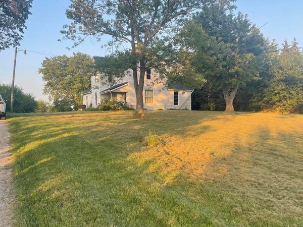 2397 Hidy Road NW, Jeffersonville, OH 43128