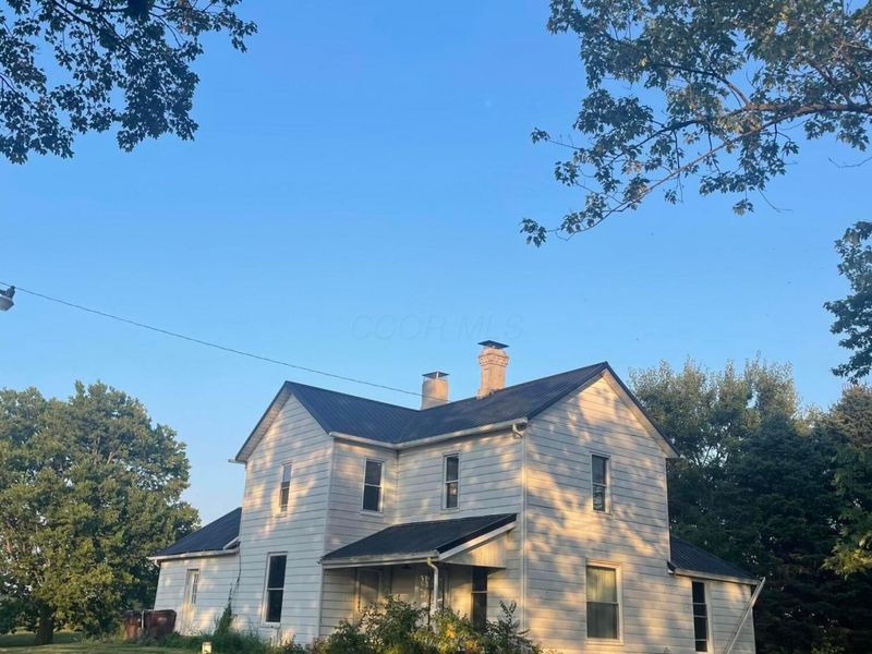 2397 Hidy Road NW, Jeffersonville, OH 43128 Photo 2