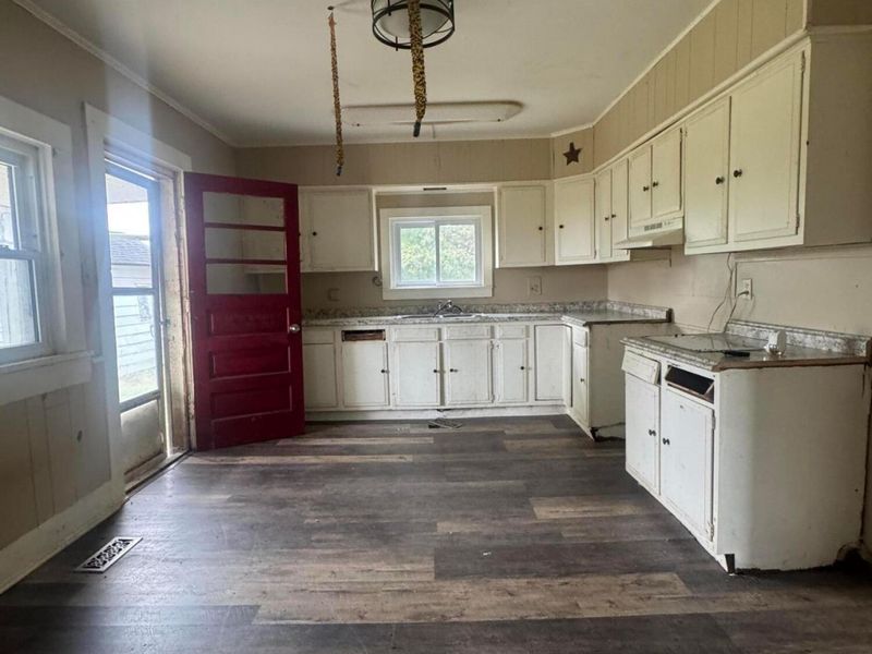 2397 Hidy Road NW, Jeffersonville, OH 43128 Photo 7